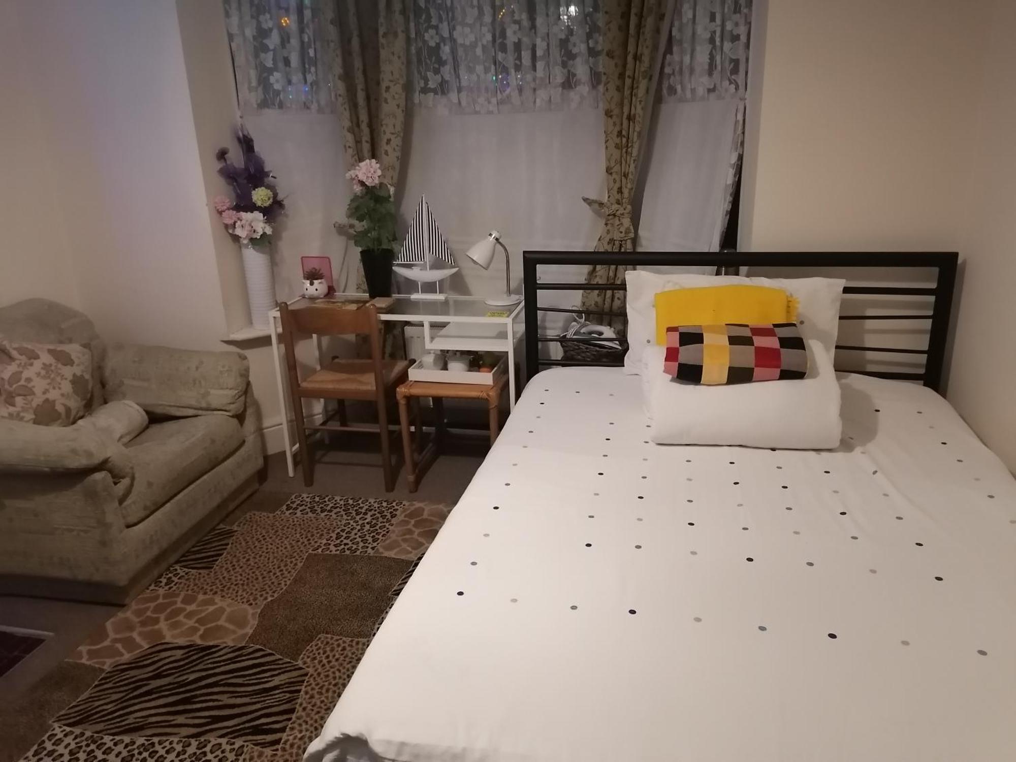 Big Private Room In Town Centre イーストリー エクステリア 写真